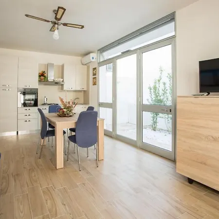 Casa Torre Specchia ヴィラ *