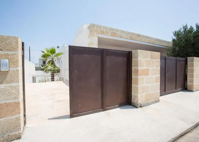 Casa Torre Specchia Villa